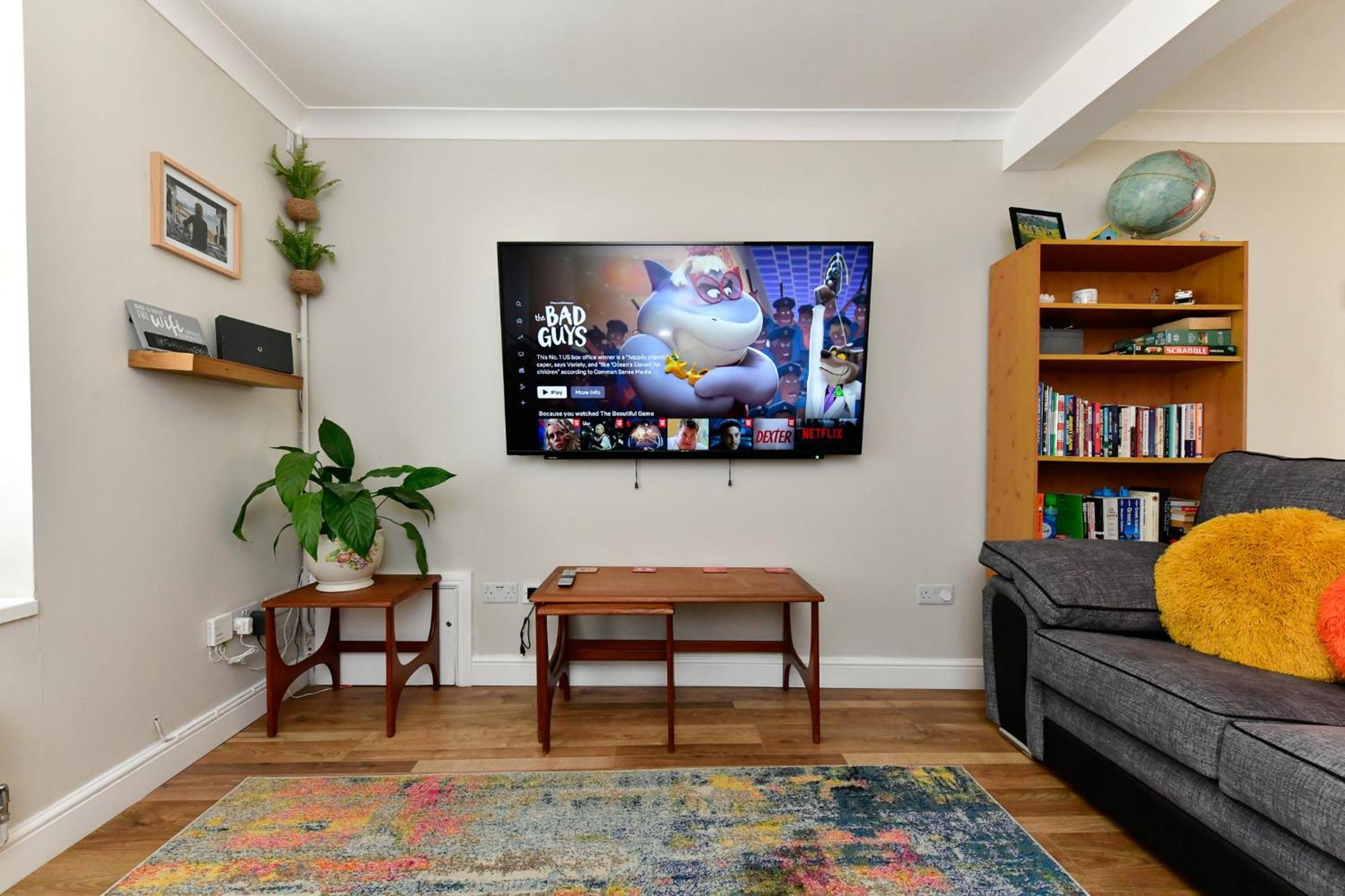Free Parking - Heart Of The City - Superb Townhouse & Garden - Peaceful Area But Only 5Min Walk To Beach, Shops, Bars, Arena, Marina, Parks スウォンジー エクステリア 写真