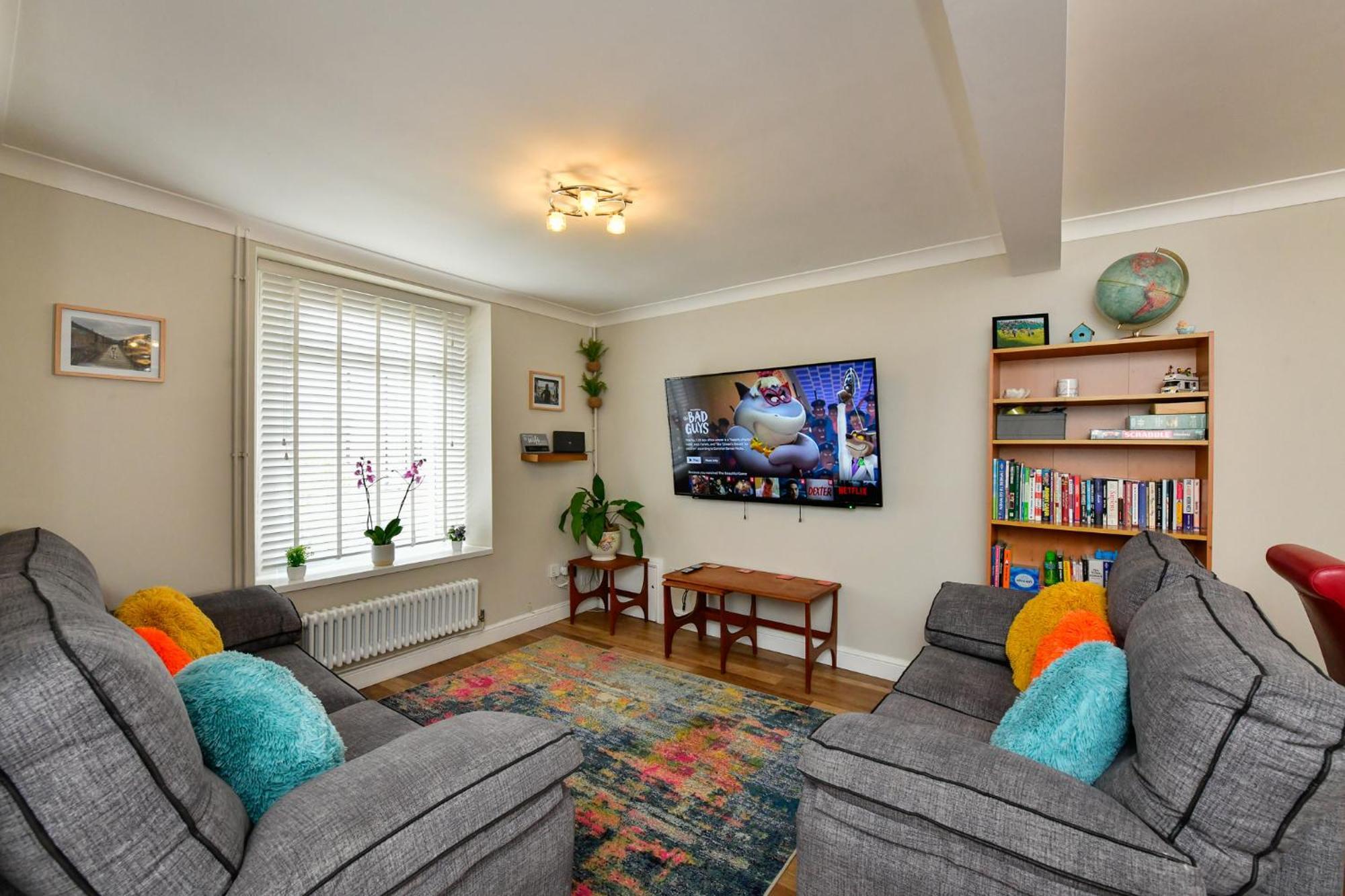 Free Parking - Heart Of The City - Superb Townhouse & Garden - Peaceful Area But Only 5Min Walk To Beach, Shops, Bars, Arena, Marina, Parks スウォンジー エクステリア 写真